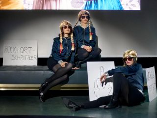 KRAWALL IM ALL. Lecture Performance von INGLAM